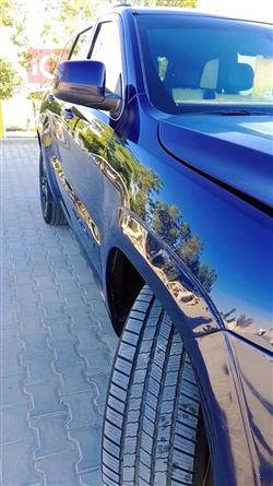 جیپ گراند شیرۆکی